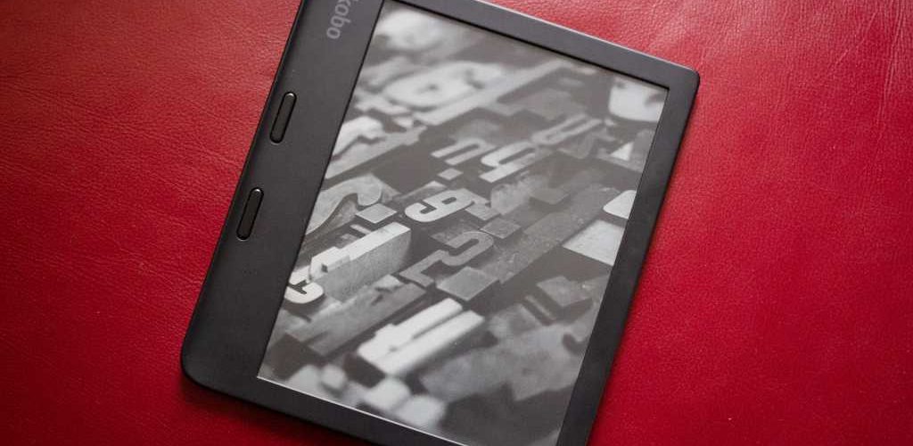 Kobo Libra 2 with custom screensaver image