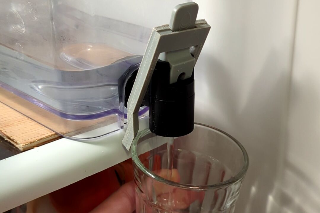 3D printed spigot dispenser for Brita Ultramax